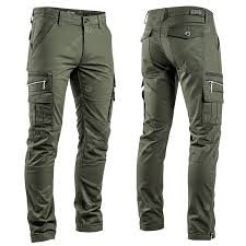 Relaxed Tapered Cargo Jeans